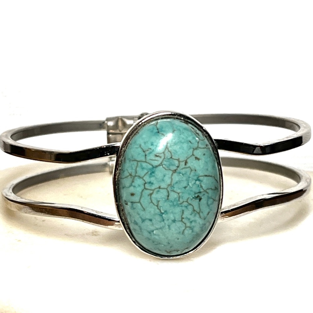 Silvertone & Oval Cabochon Faux Turquoise Hinged Bracelet 6.5" Circumference